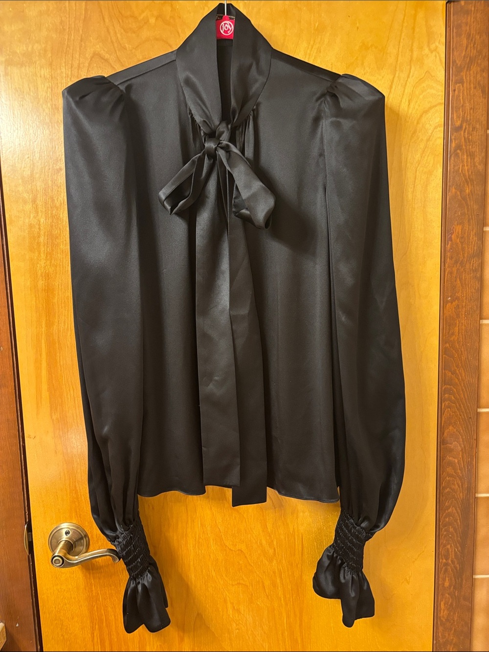 Vampires Wife 100% silk stunning Black Silk PussyBow Blouse